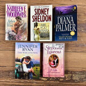 Lot 5 New York Times Bestsellers Paperback Novels